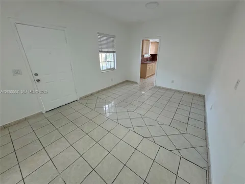 1021 SW 8th Ave #0