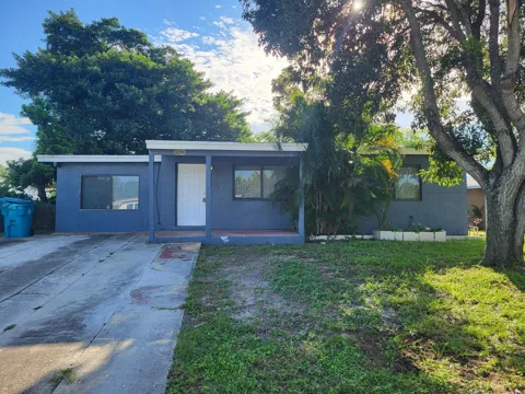 3390 ORANGE STREET