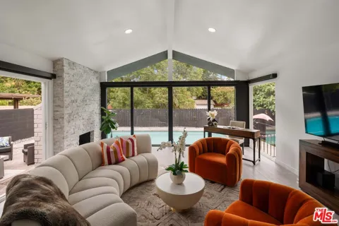 950 Whitebook Drive