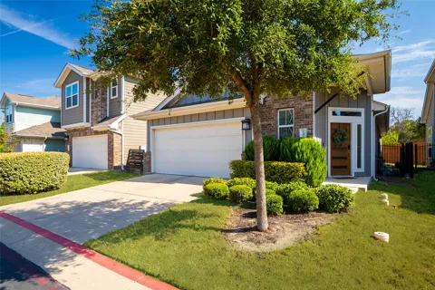 1412 Casa Drive