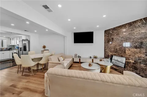 13412 Burbank