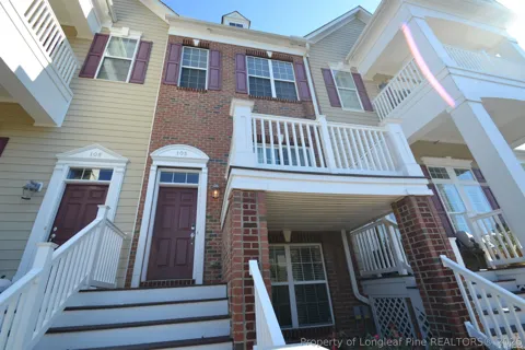 10410 Sablewood Drive #105