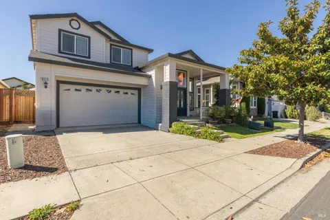 8119 Luisa Way