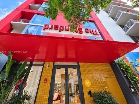 90 NE 32nd St #901