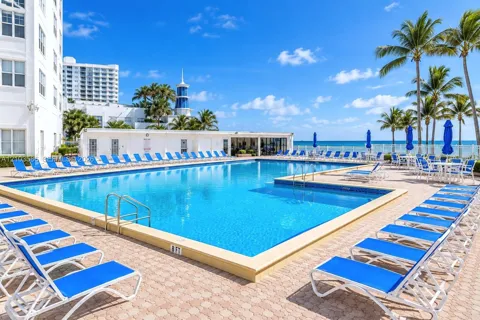 3505 S Ocean Dr #905