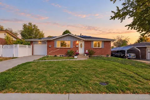 6583 Benton Circle