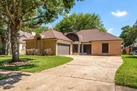 2126 Windmill Drive