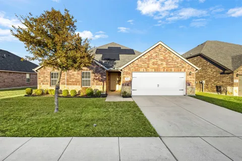 1547 Meadowlake Drive