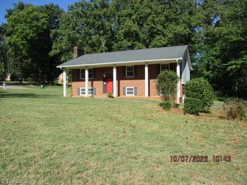 436 White Road