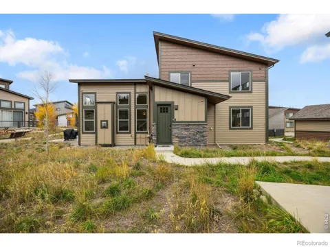 6 Riverwalk Place #14G