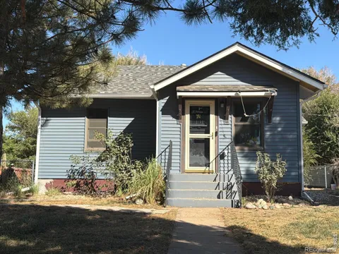 907 Edison Street