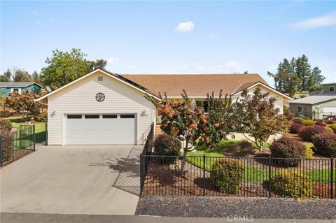 5548 Kemlyn Lane