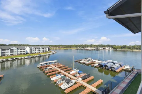 199 Waterpoint Court #401