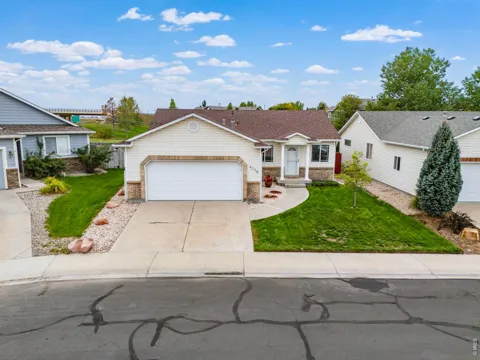4045 Torridon Lane
