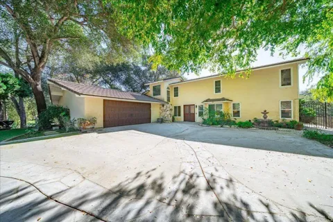 1841 Tecalote Drive