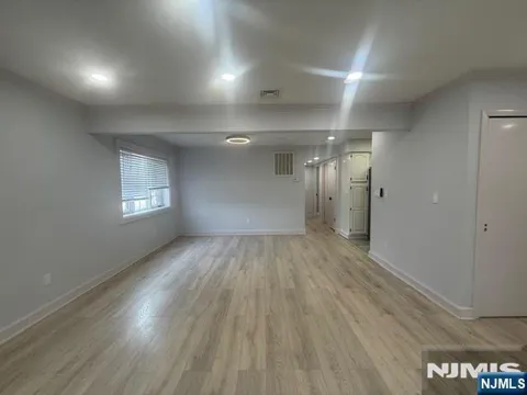 396 Harrison Avenue 101