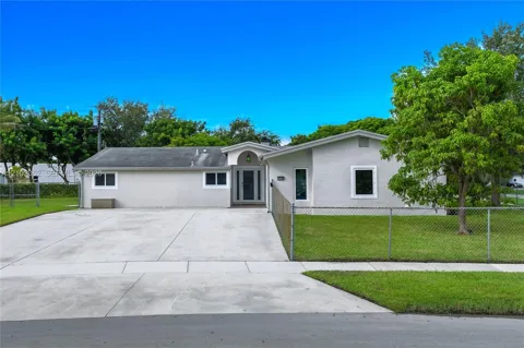 10198 SW 203rd Ter