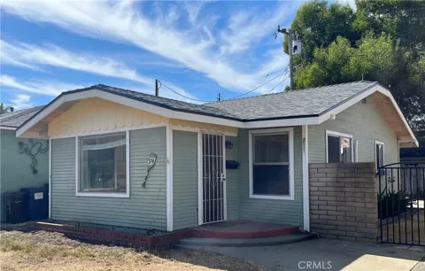 374 Castaic