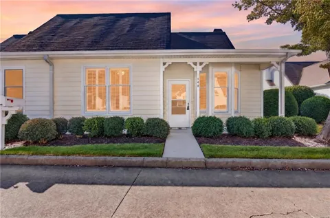 145 Victoria Way