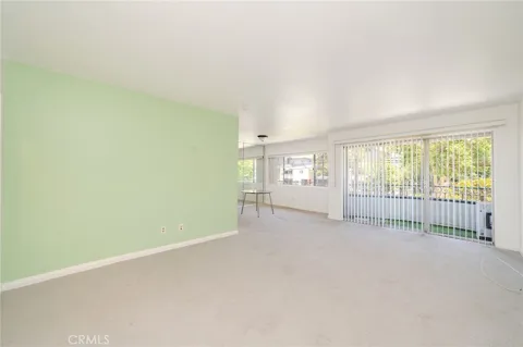 972 E California #202