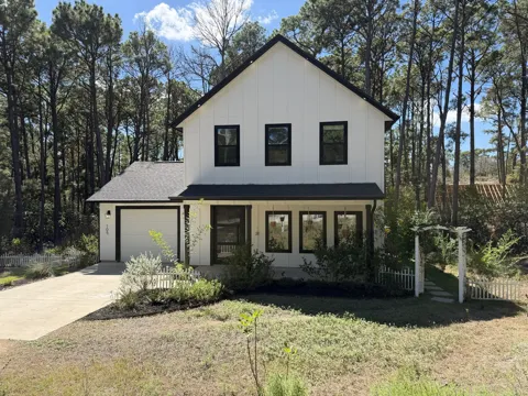 105 Mokolii Court