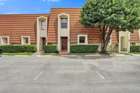 178 NW 115th Terrace
