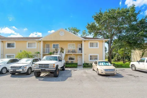 804 PALM BEACH TRACE DRIVE