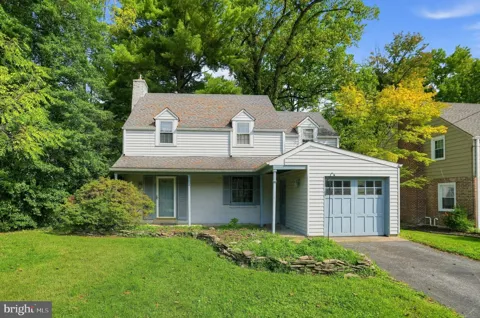 807 WOODSDALE ROAD
