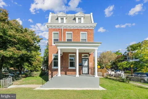401 SHEPHERD STREET NW