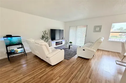 17901 NW 68th Ave #R209