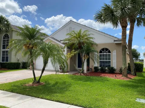 325 Berenger Walk
