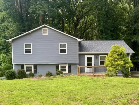 3448 Forest Knoll Drive