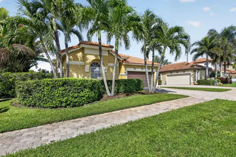 8085 SAW PALMETTO LANE