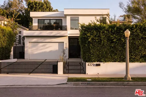 4329 Agnes Avenue