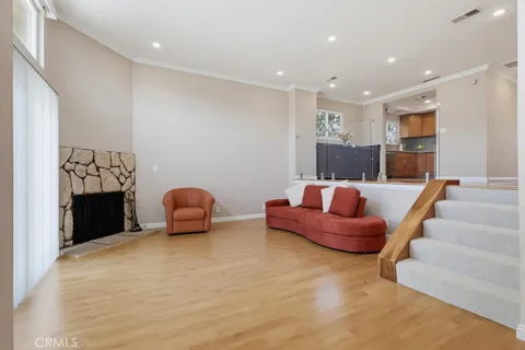 415 Sefton Avenue S #G