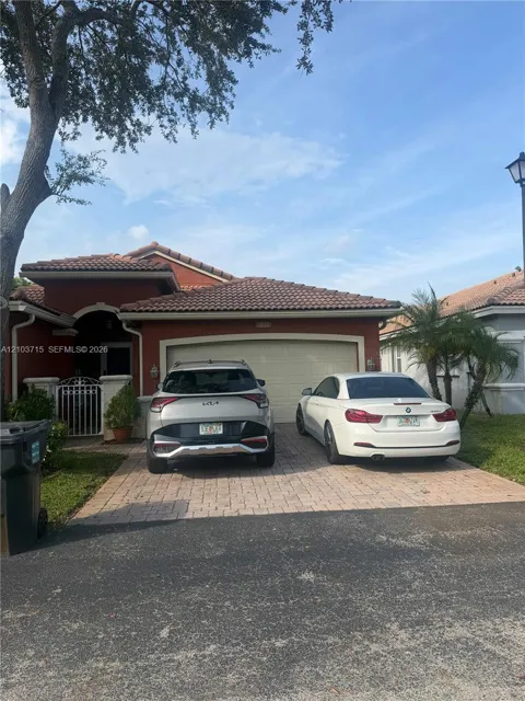3555 SW 49th Ct #3555