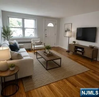 441 Lawn Avenue 5