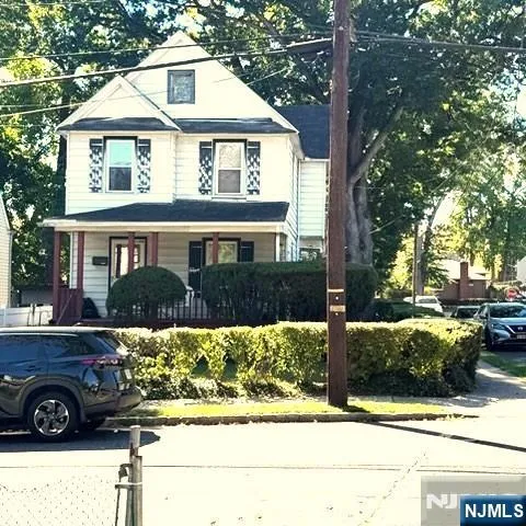 280 Washington Place