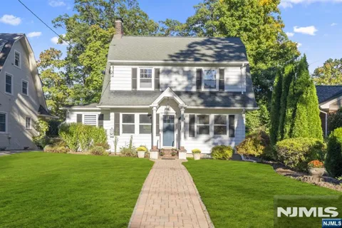 123 Glen Avenue