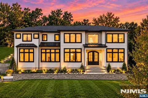 6 Cliffside Drive