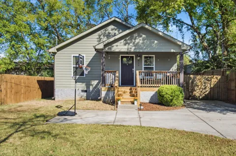 319 Maple St