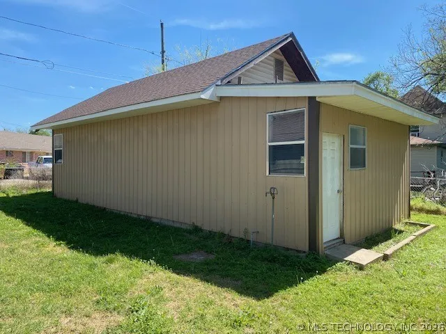 208 P STREET Muskogee, OK 74403