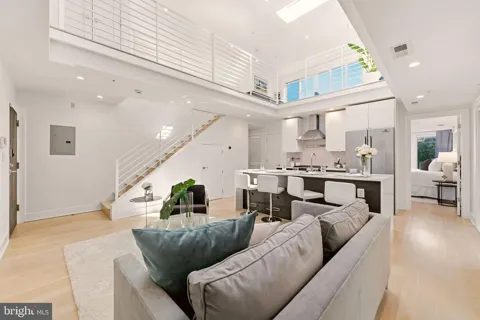 2014 KALORAMA ROAD NW #8