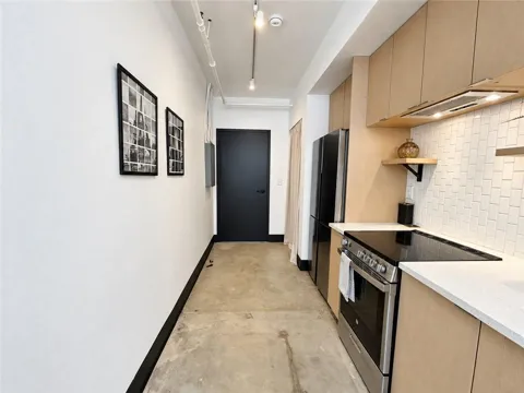 1805 Harvard Avenue #306