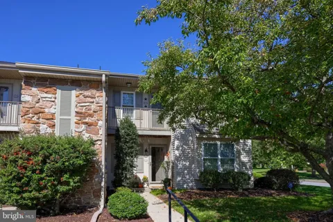 202 GREENVIEW DRIVE