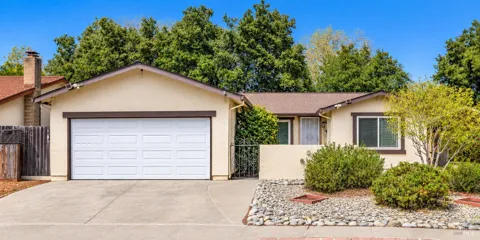 1 Creekview Court