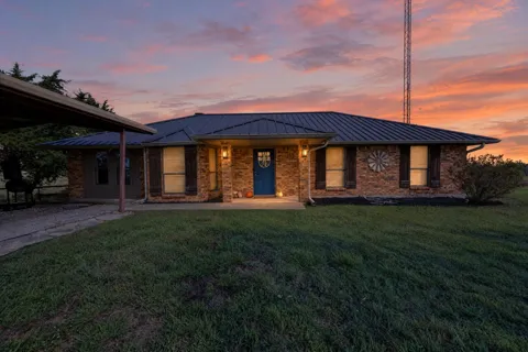 5274 Private Road 1170