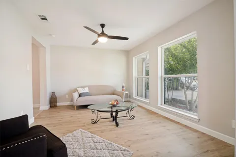 110 W Marguerita Drive