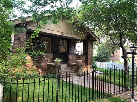 454 Franklin Street