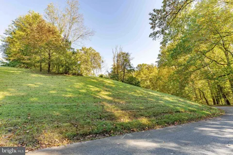 109 THISSELL LANE